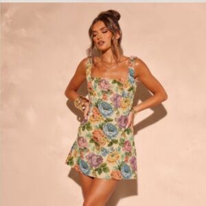 PrettyLittleThing Floral Mini Dress - Multicolor